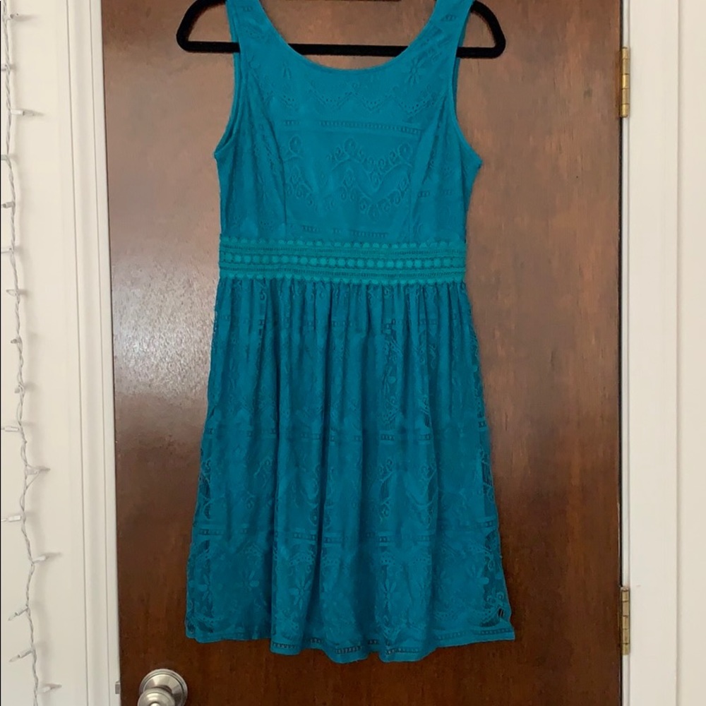 Lace Sleeveless Dress